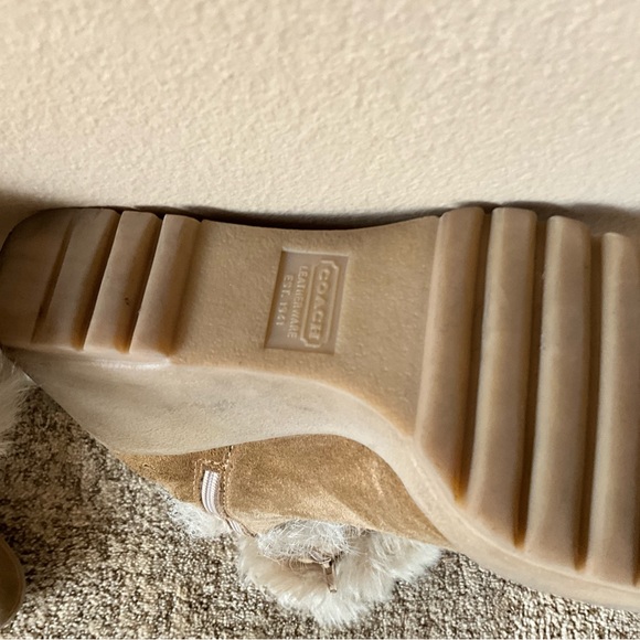 These gorgeous Coach winter boots will get you compliments. - Picture 3 of 16